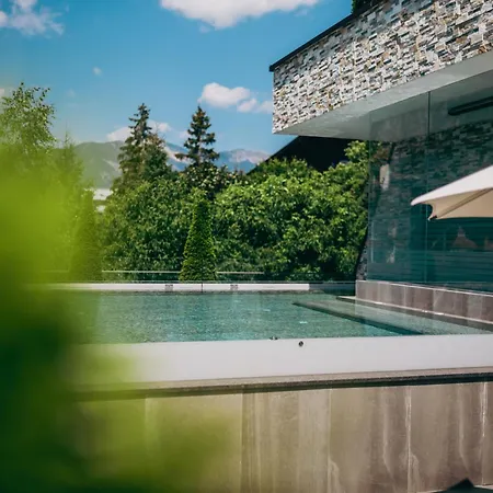מלון Wellnessresidenz Alpenrose 4*