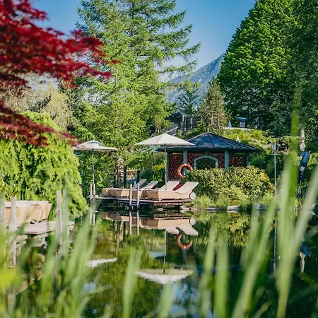 Wellnessresidenz Alpenrose מלון 4*