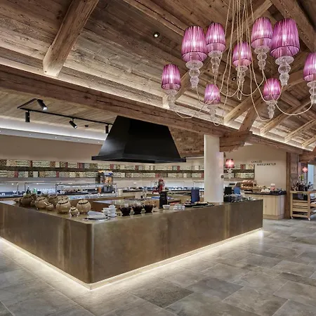 Wellnessresidenz Alpenrose 4*