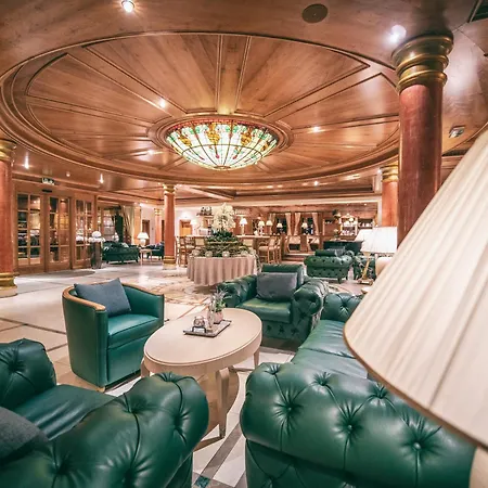 Отель Wellnessresidenz Alpenrose 4*