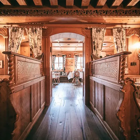 Wellnessresidenz Alpenrose 4*