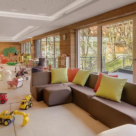 Отель Wellnessresidenz Alpenrose Маурах