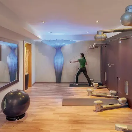 Wellnessresidenz Alpenrose Отель 4*