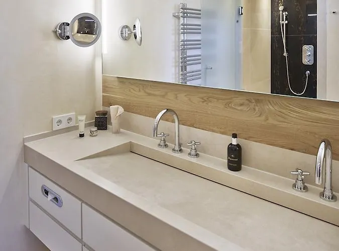 Wellnessresidenz Alpenrose Hotel 4*